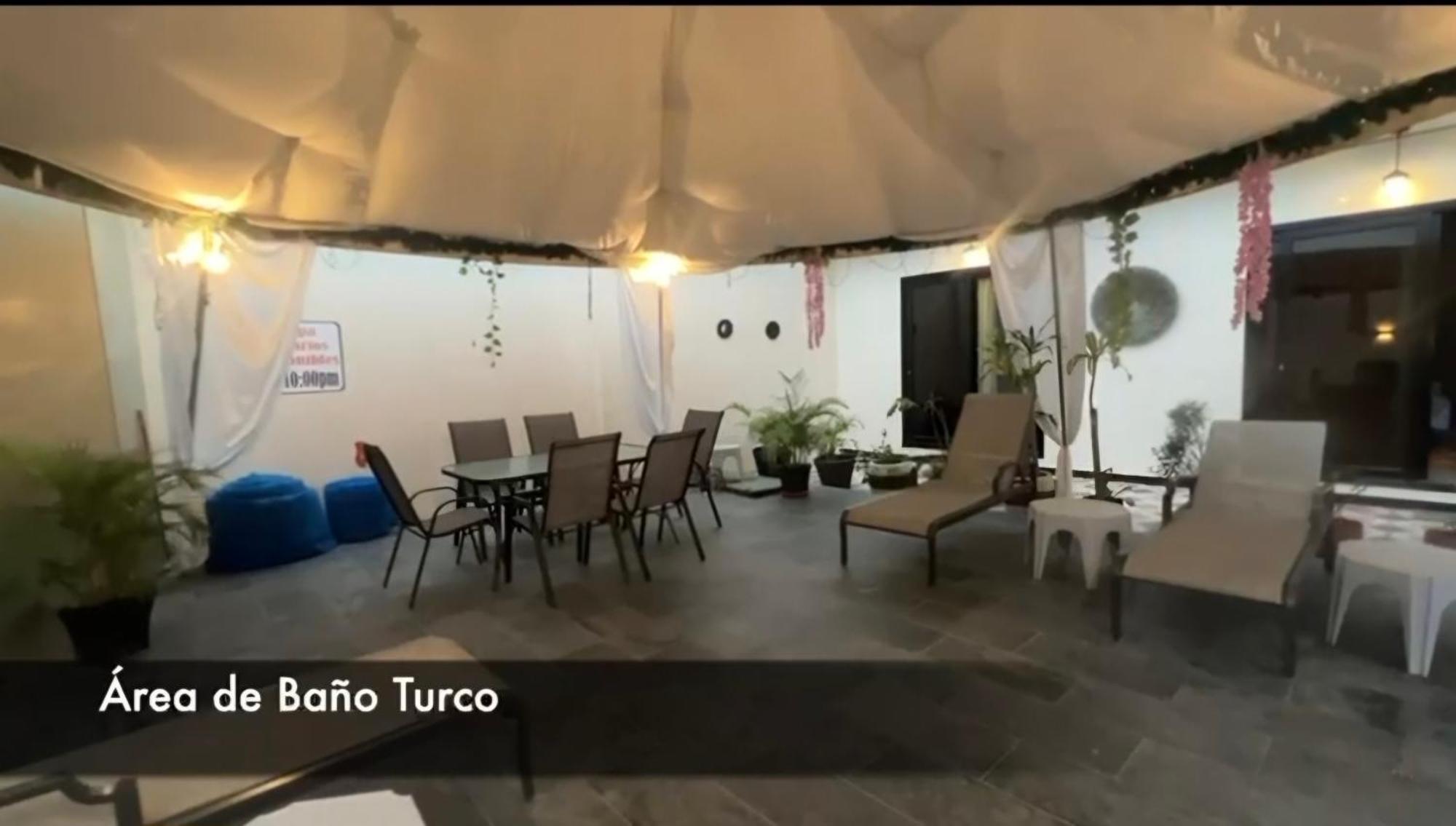 Puerto López Hotel Berlin International מראה חיצוני תמונה