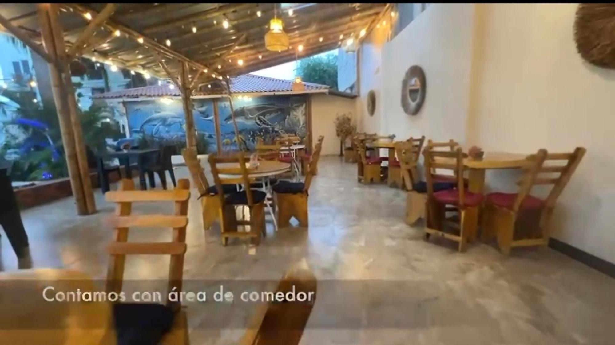 Puerto López Hotel Berlin International מראה חיצוני תמונה
