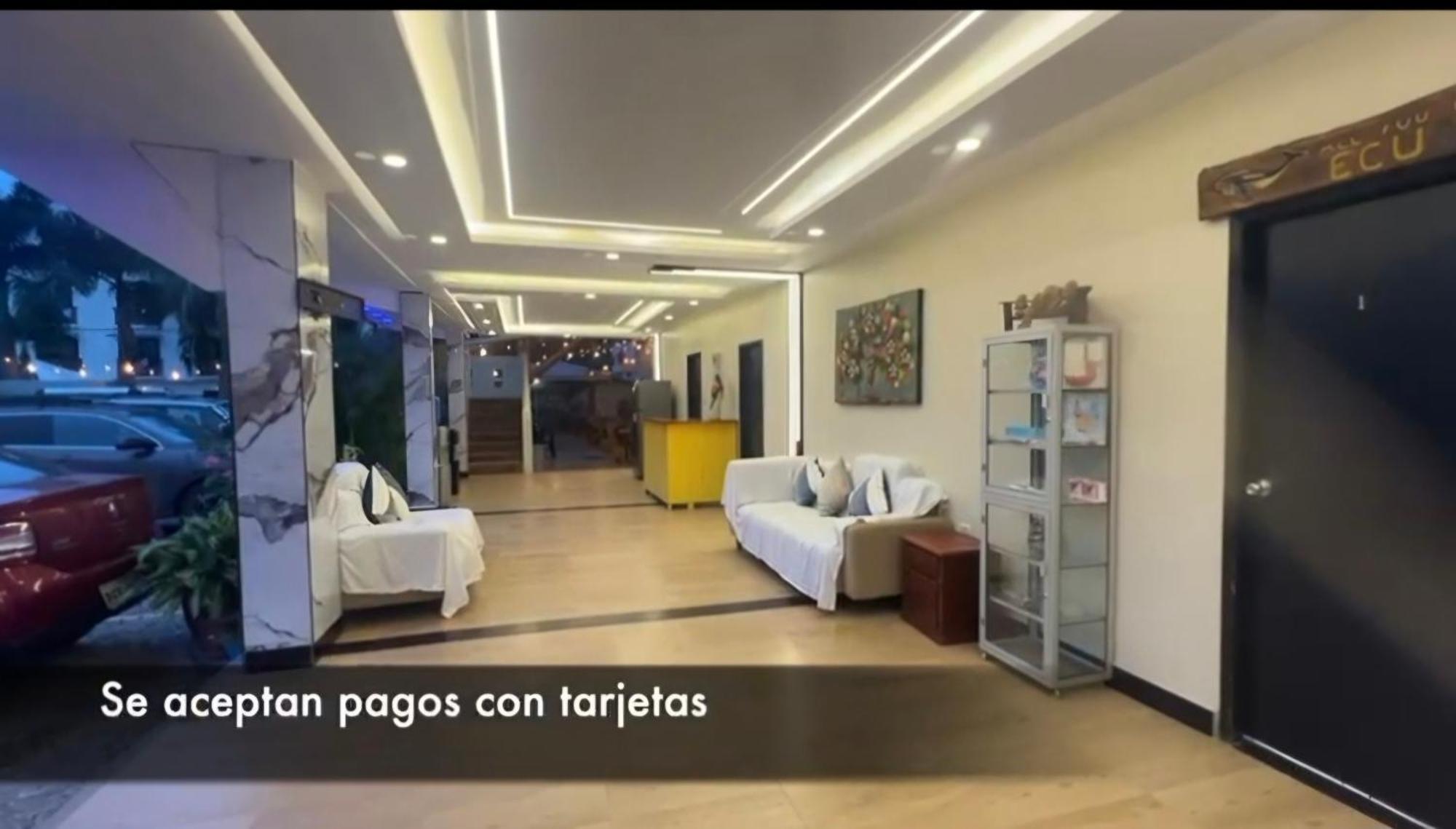 Puerto López Hotel Berlin International מראה חיצוני תמונה