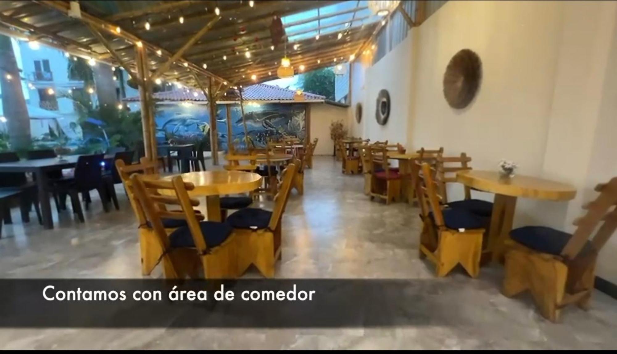 Puerto López Hotel Berlin International מראה חיצוני תמונה