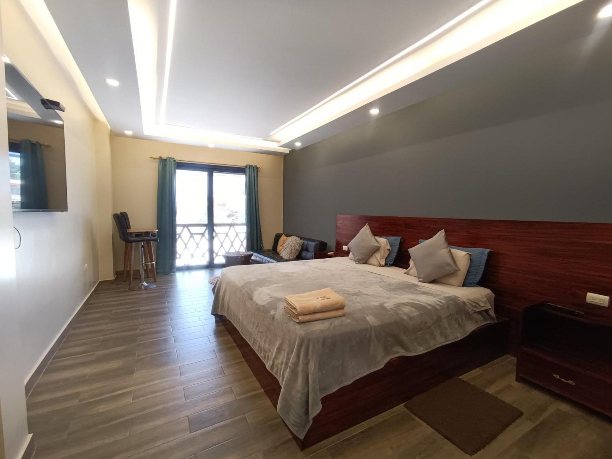 Puerto López Hotel Berlin International מראה חיצוני תמונה