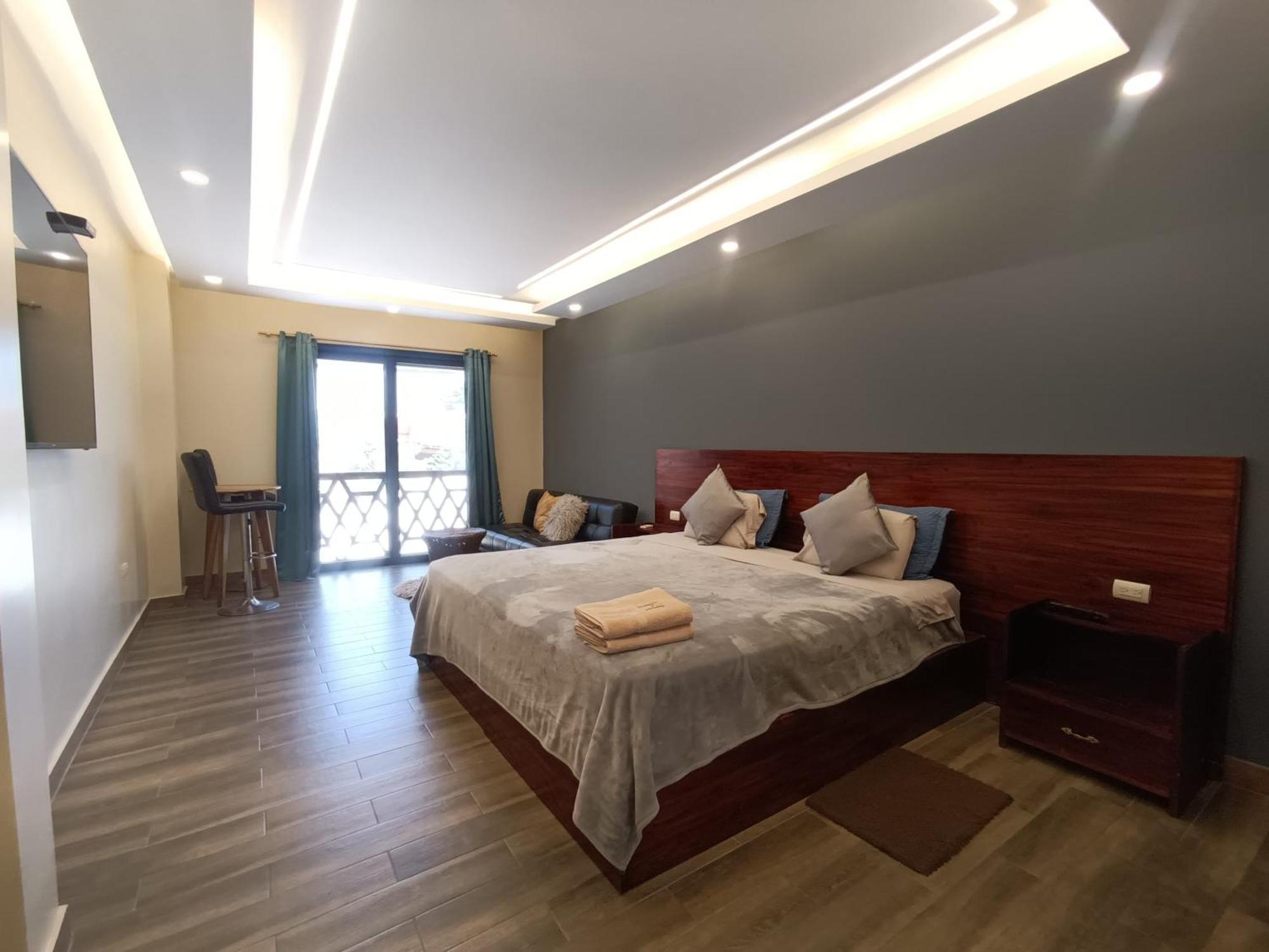 Puerto López Hotel Berlin International מראה חיצוני תמונה